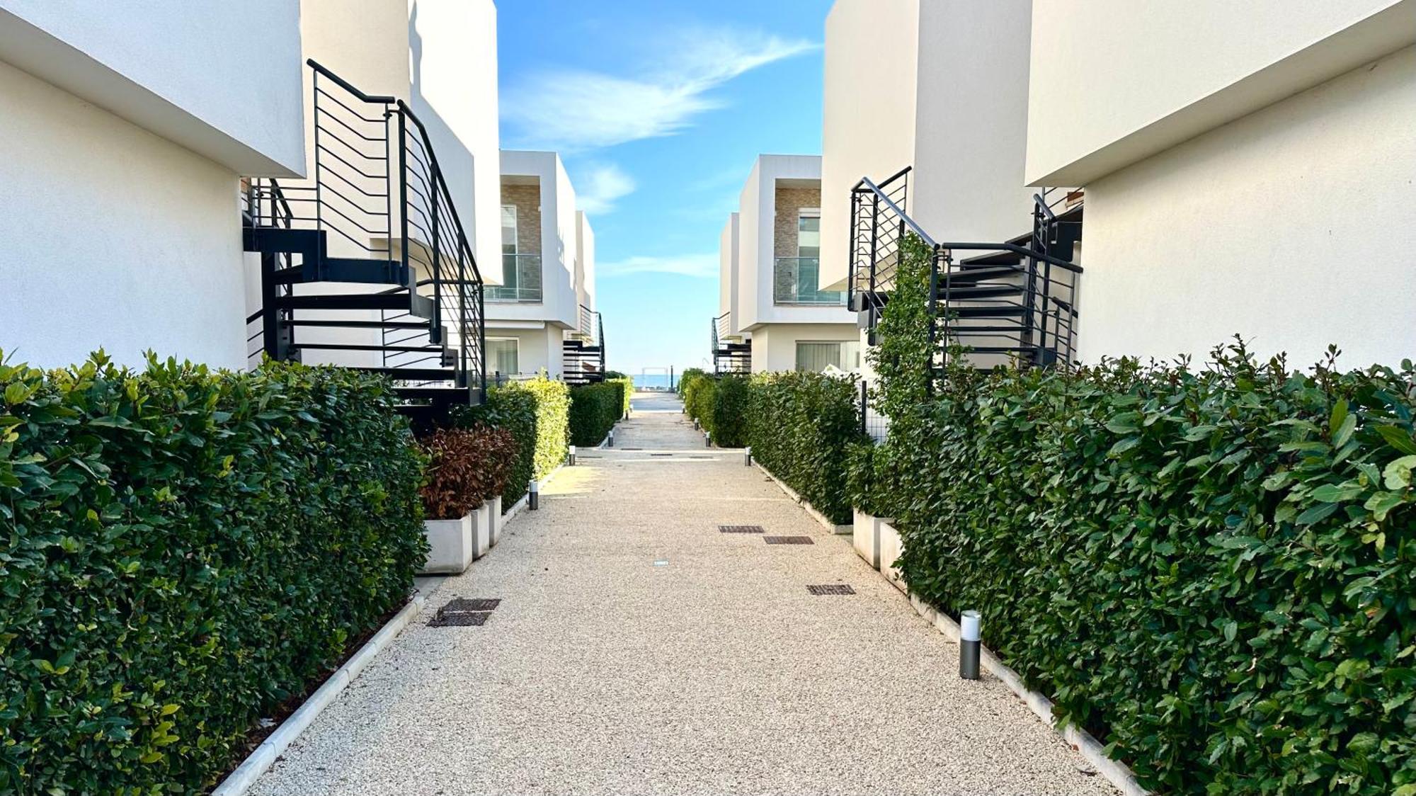 P020 - Porto Recanati, Nuovo Trilocale Con Giardino Exteriör bild